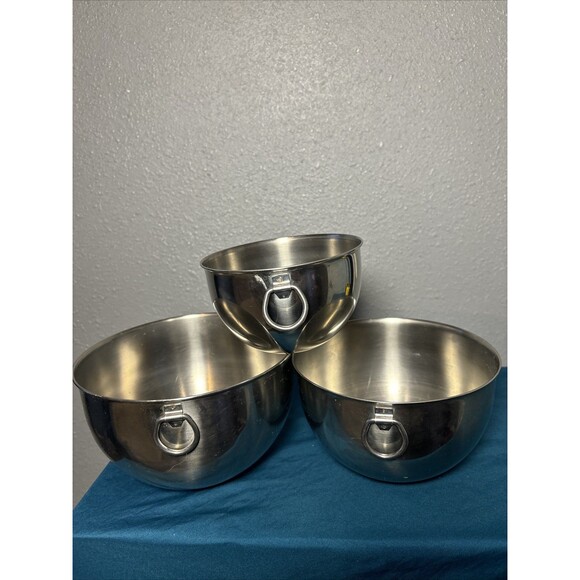 Nesting Mixing Bowls Set of 3 Metal with thumb rings 8”, 7” & 5.5” - Picture 1 of 16